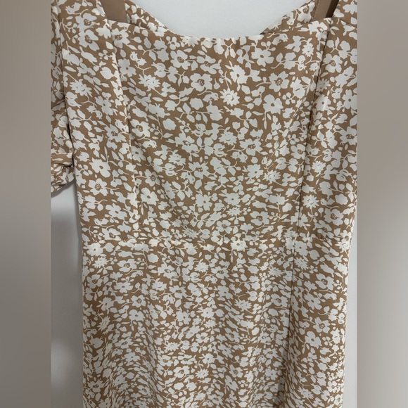 New without tags floral dress by Altar’d State size small - Picture 4 of 4